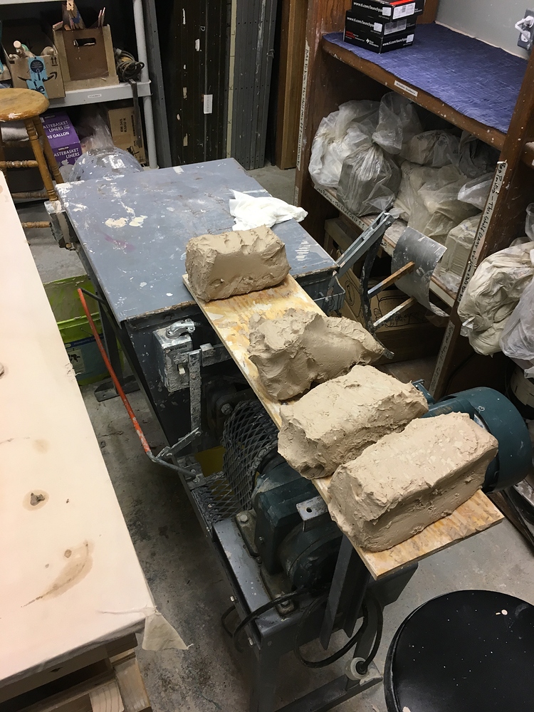 ¡OMG! Pug Mill Ceramics MakeICT