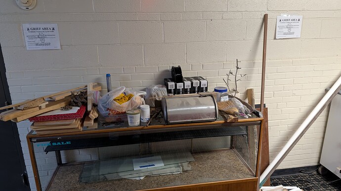 PXL_20251105_012123360.RAW-01