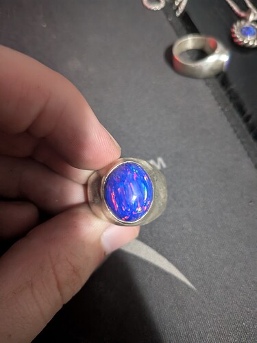 PXL_20250718_214200141.MACRO_FOCUS